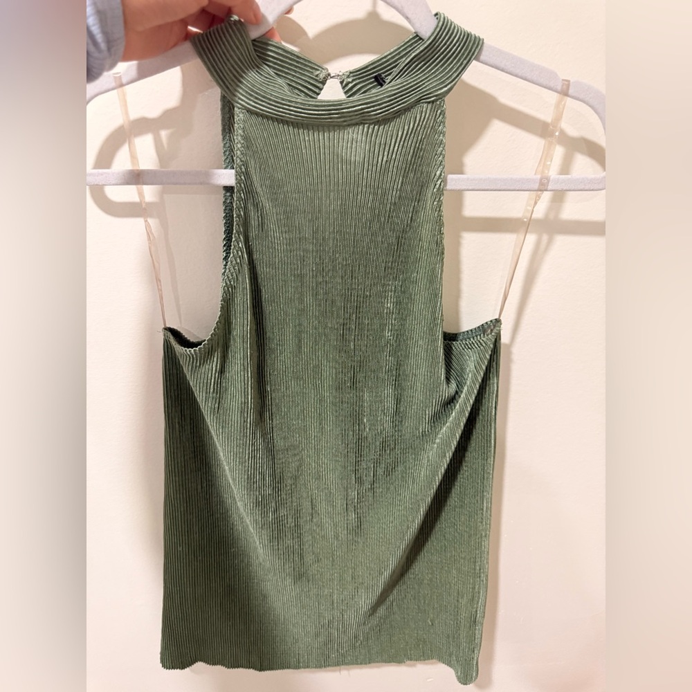 Elegant Green Sleeveless Top